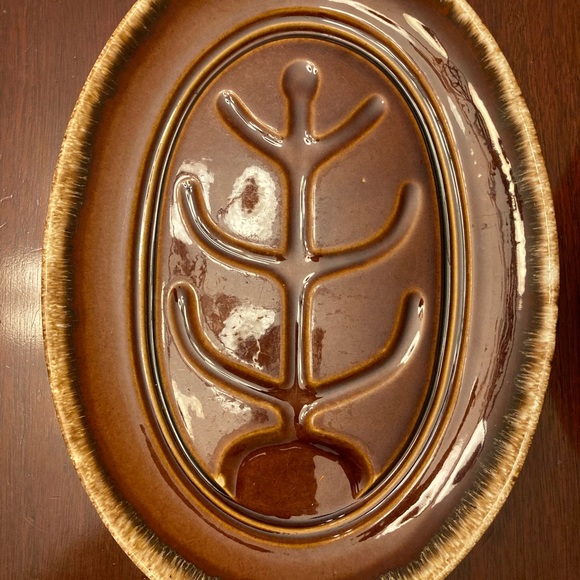 Vintage Hull Pottery Brown Drip Glazed oval serving platters 12” and 14” drip - Picture 2 of 6